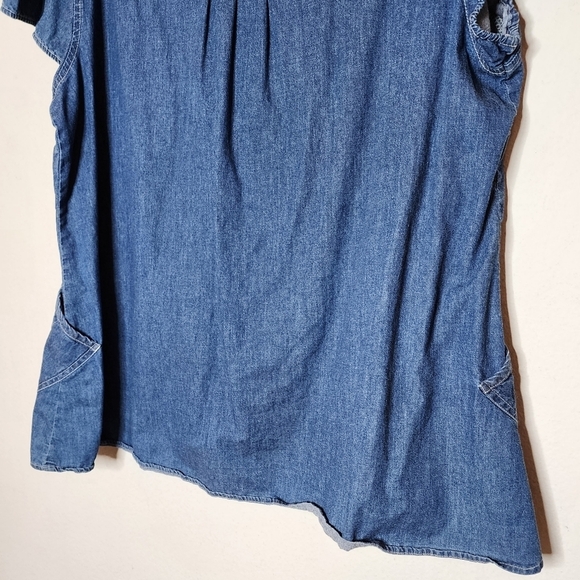 Quizz Woman Trends chambray short sleeve top. Pockets. Mother of pearl. Size 20. - Picture 7 of 16